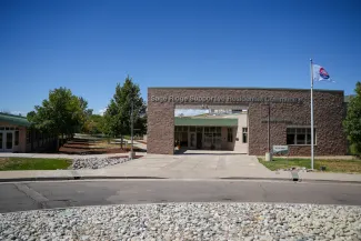 external photo of sage ridge main building